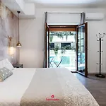 Barirooms - Melo